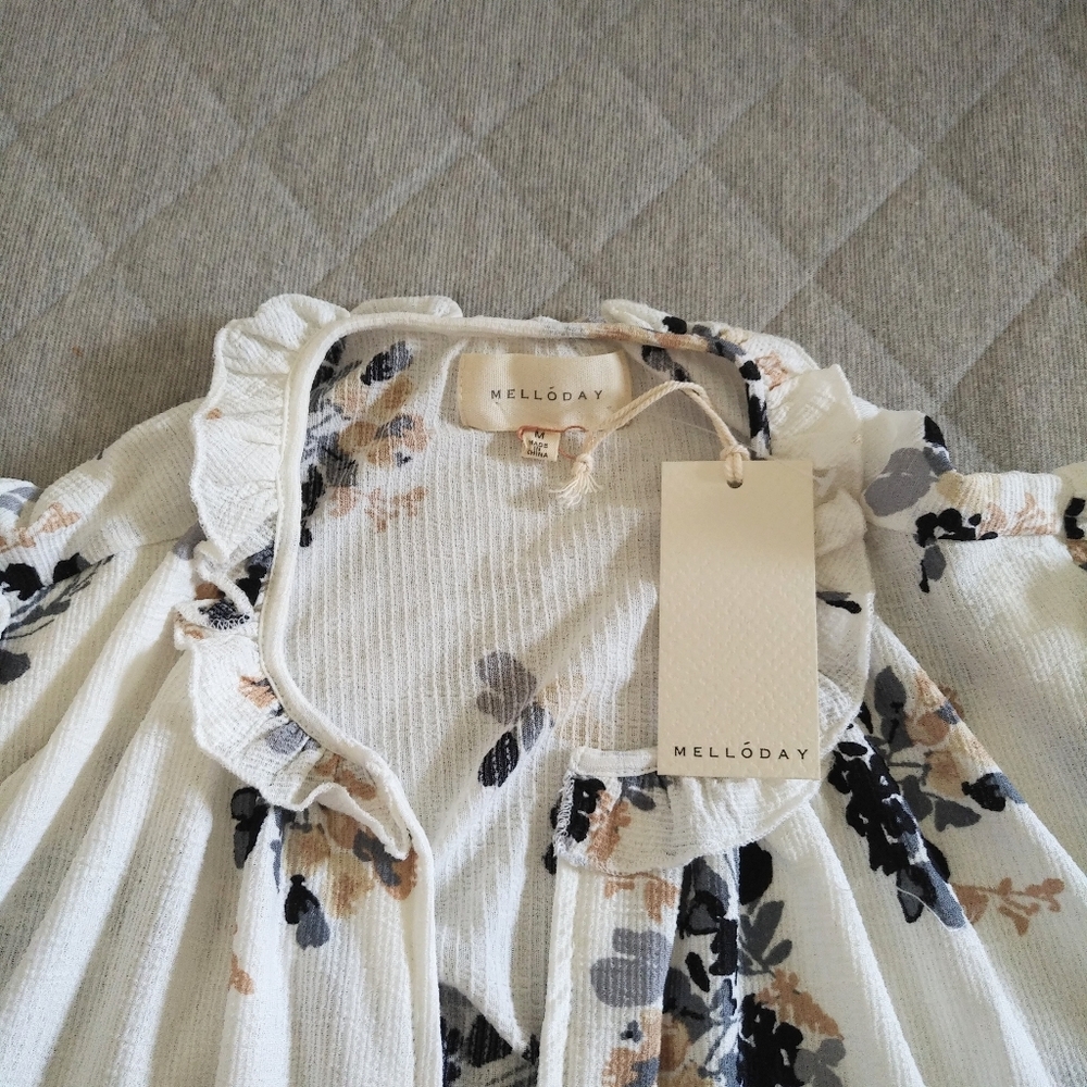 Melloday Bohemian☮️ Style Floral💐 Blouse - NWT - Picture 8 of 12